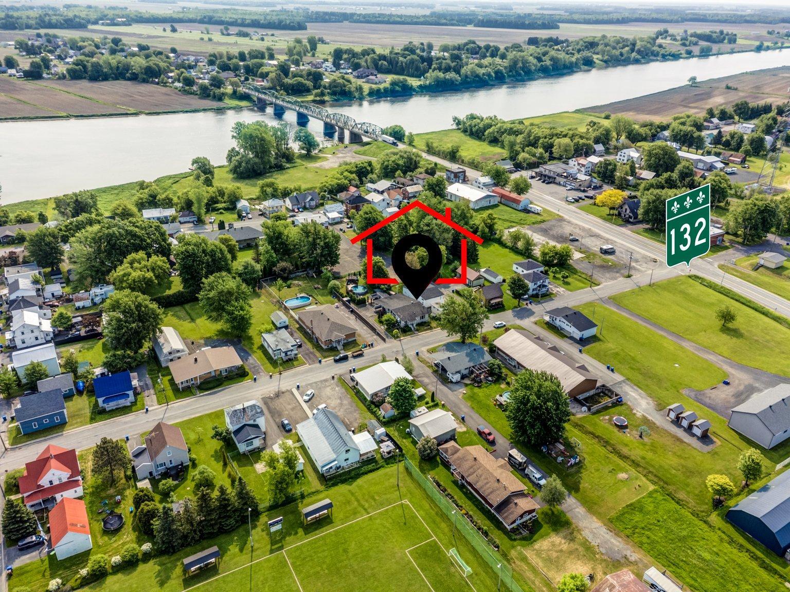 









106


Rue St-Michel

,
Yamaska,




QC
J0G1W0

