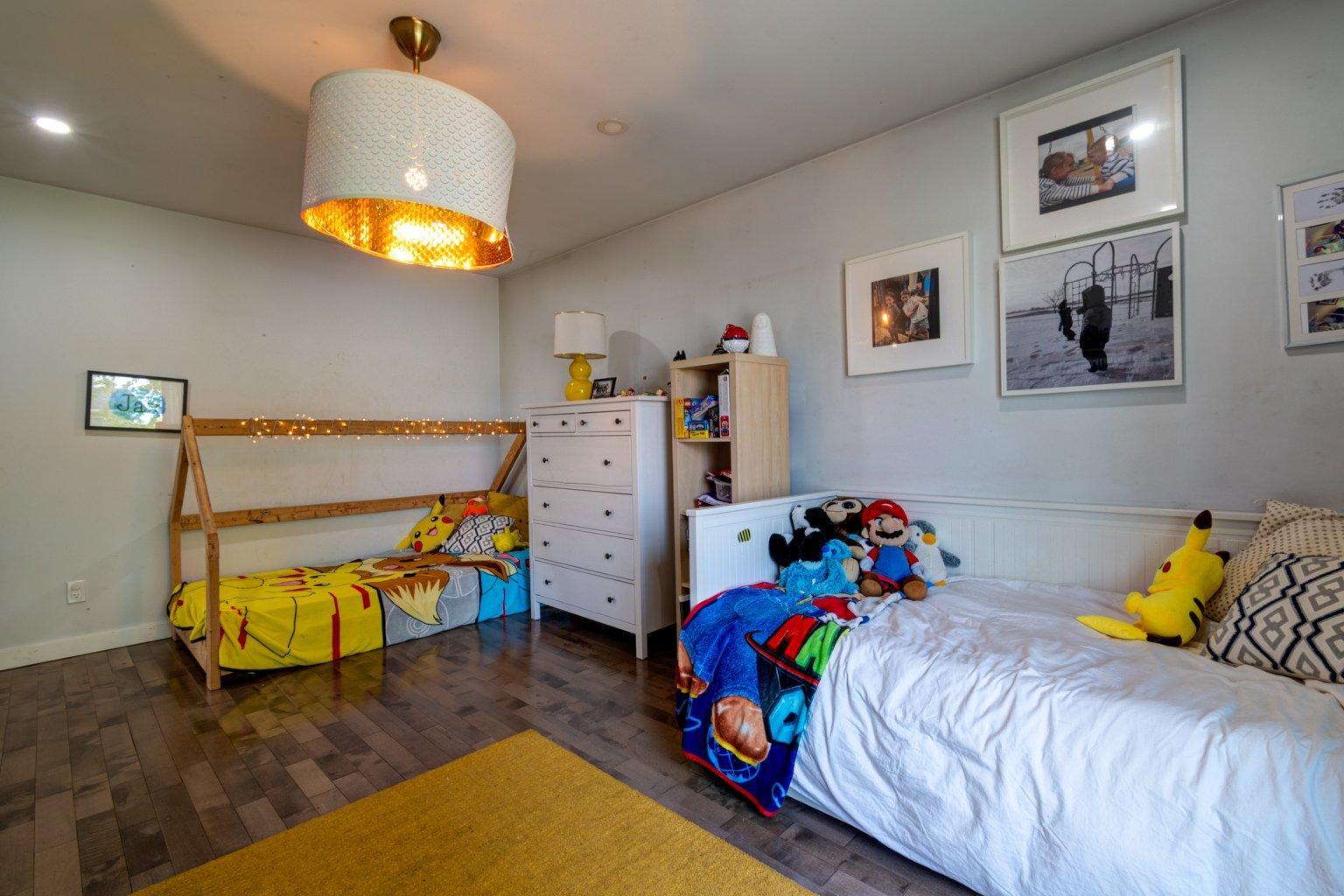 









106


Rue St-Michel

,
Yamaska,




QC
J0G1W0

