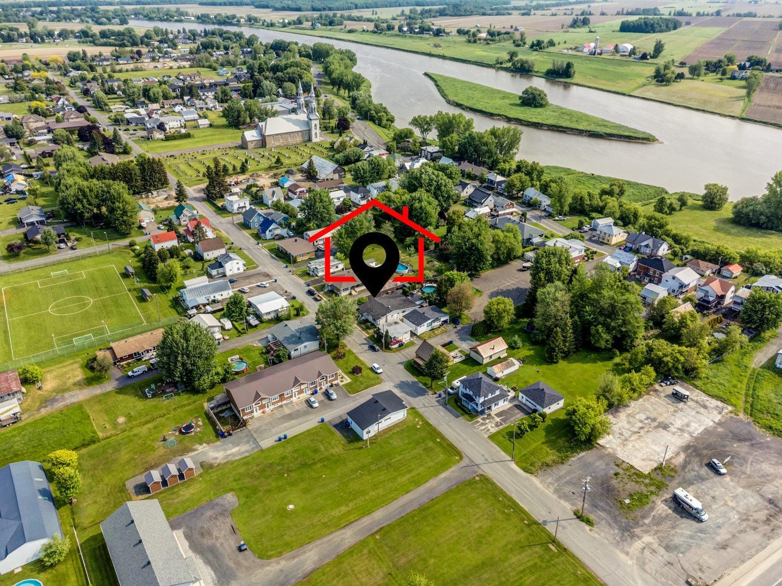 









106


Rue St-Michel

,
Yamaska,




QC
J0G1W0

