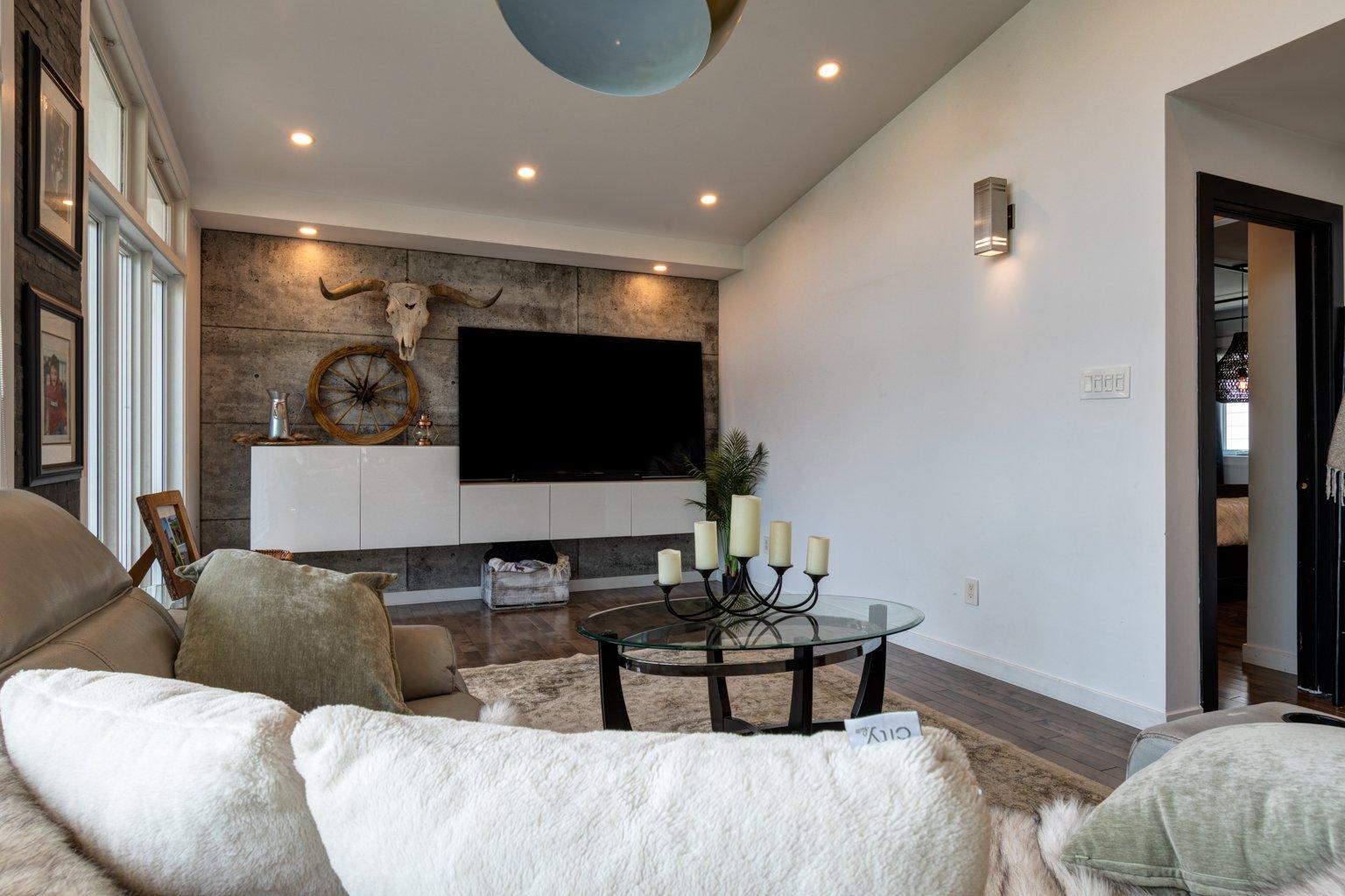 









106


Rue St-Michel

,
Yamaska,




QC
J0G1W0

