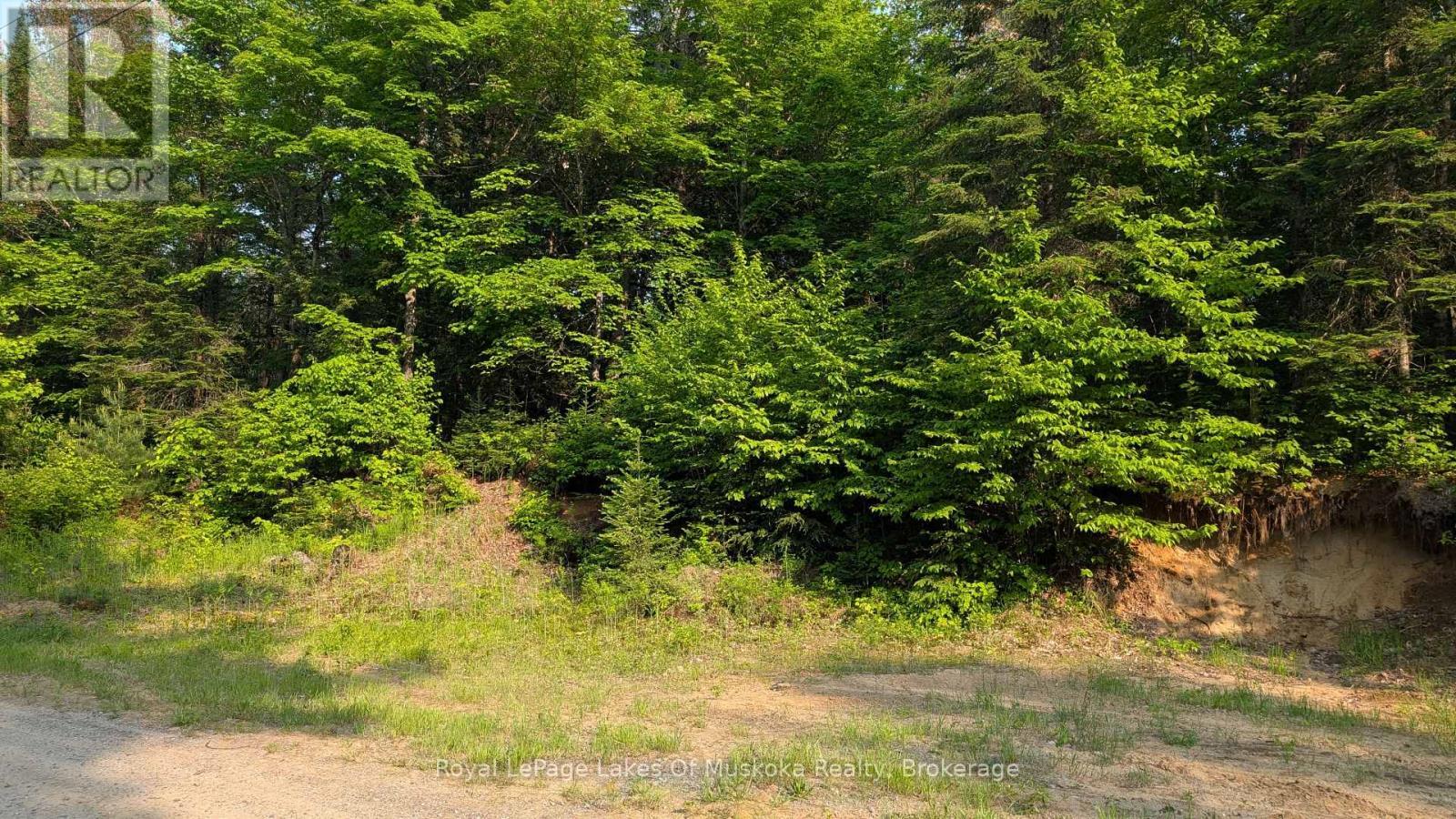 












75 CENTURIAN TRAIL

,
Huntsville (Chaffey),







Ontario
P1H2N5

