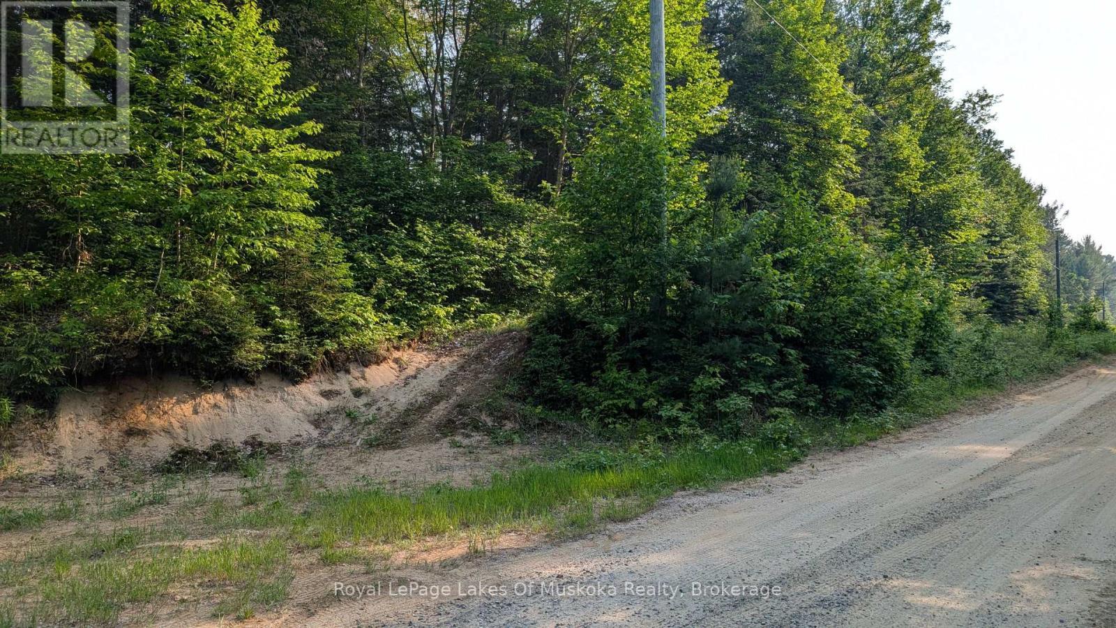












75 CENTURIAN TRAIL

,
Huntsville (Chaffey),







Ontario
P1H2N5

