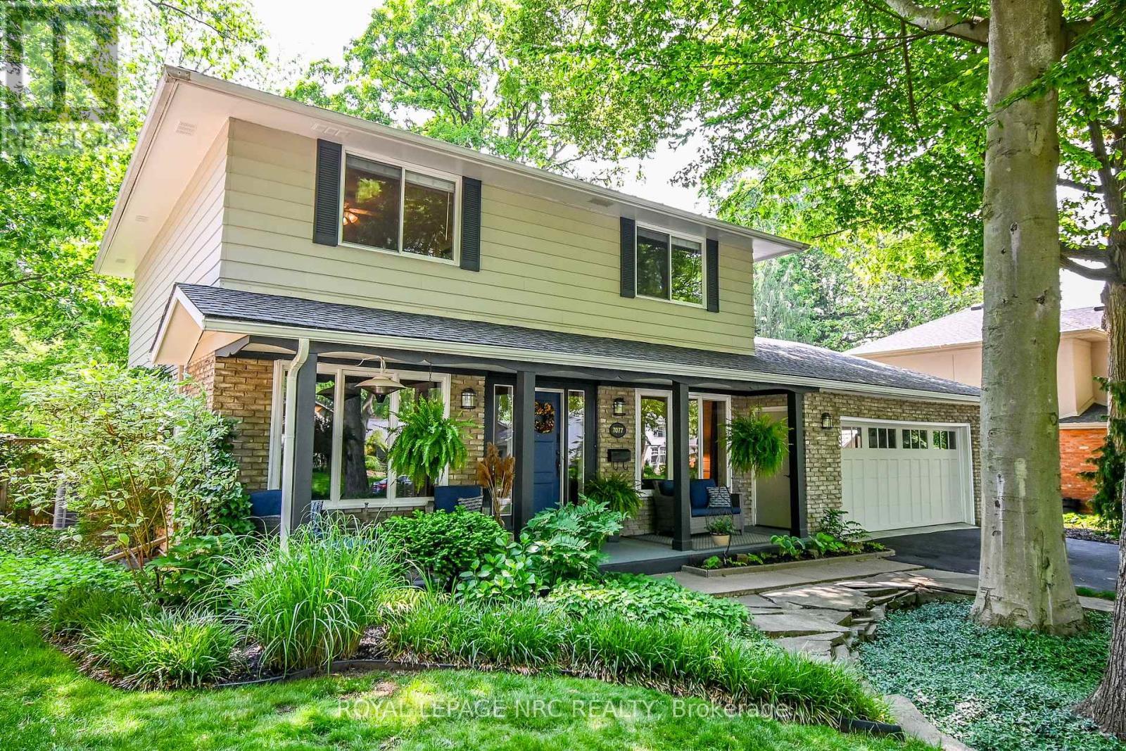 












7077 RIDGEWOOD CRESCENT

,
Niagara Falls (Casey),




Ontario
L2J2C2

