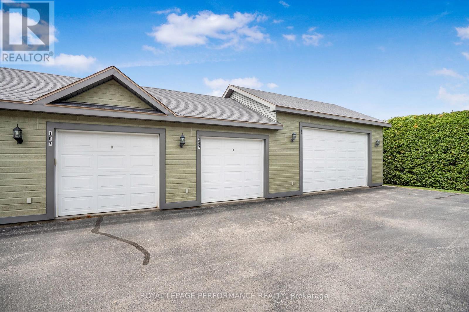 












207 - 665 NELSON STREET W

,
Hawkesbury,




Ontario
K6A0A3

