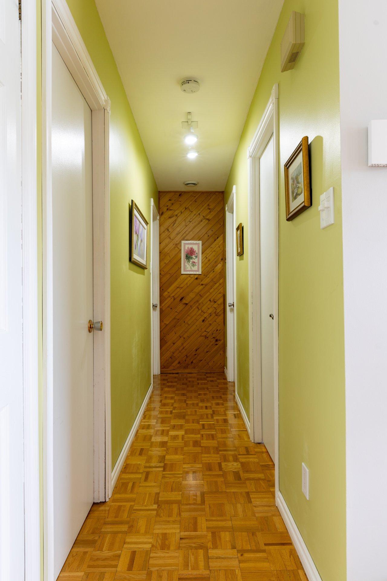 









2842


Av. de la Montagne

,
Shawinigan,




QC
G9N6K3


