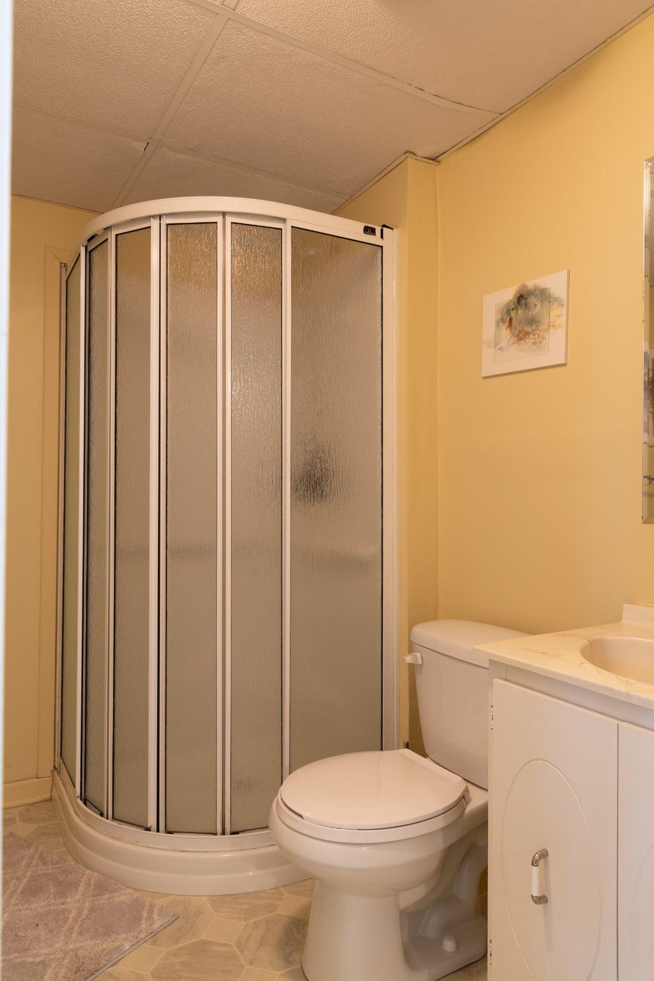 









2842


Av. de la Montagne

,
Shawinigan,




QC
G9N6K3

