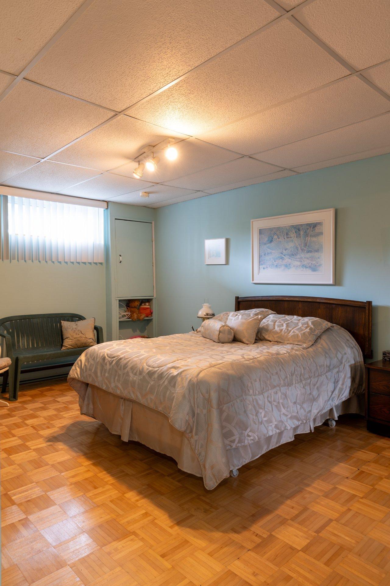 









2842


Av. de la Montagne

,
Shawinigan,




QC
G9N6K3

