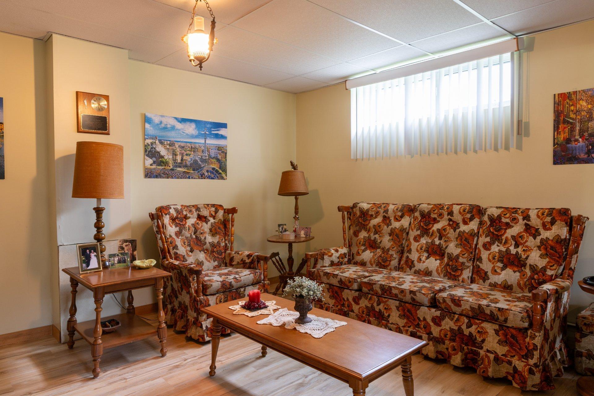 









2842


Av. de la Montagne

,
Shawinigan,




QC
G9N6K3

