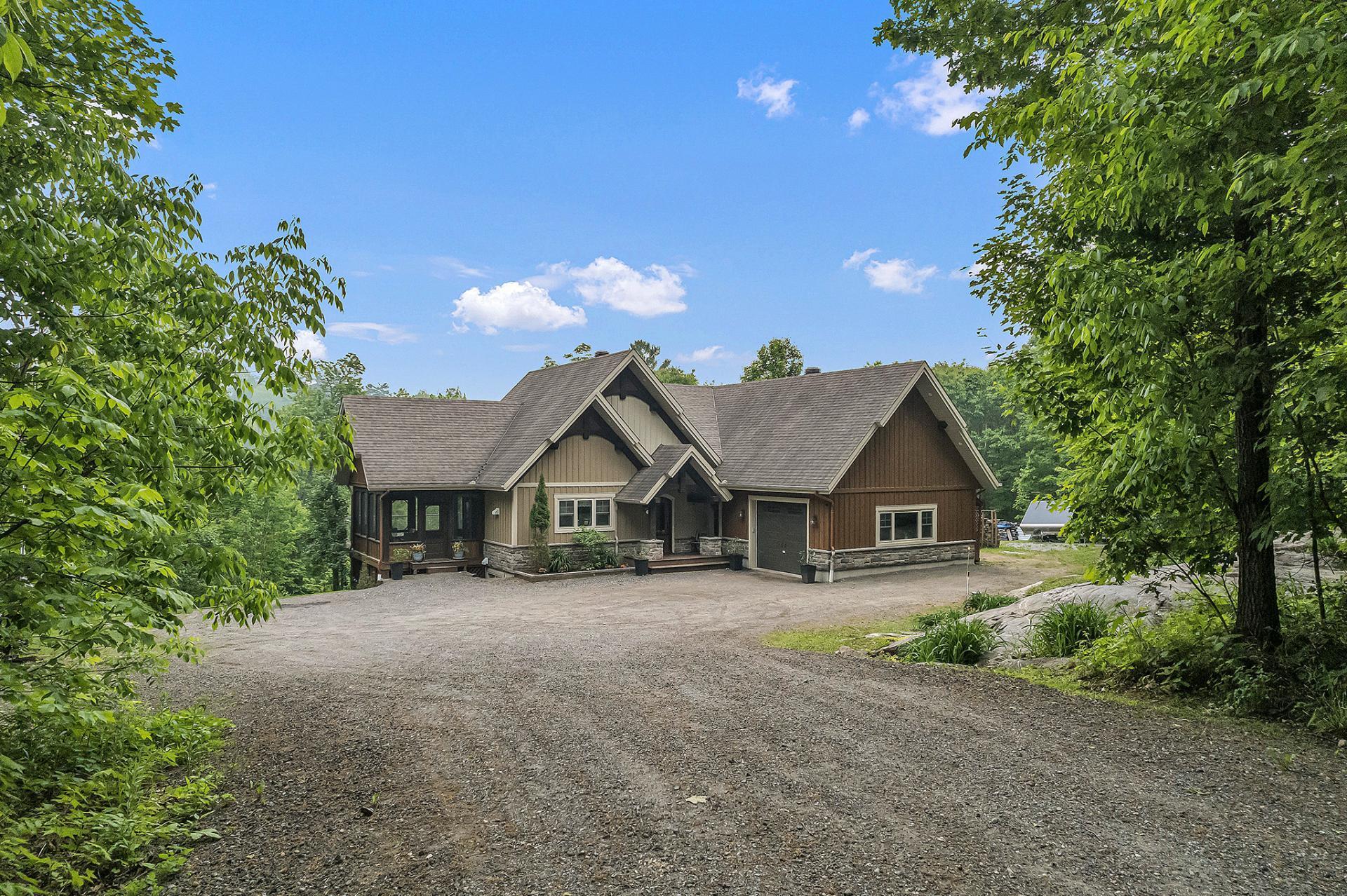 









52


Ch. Watson

,
Val-des-Monts,




QC
J8N5A9

