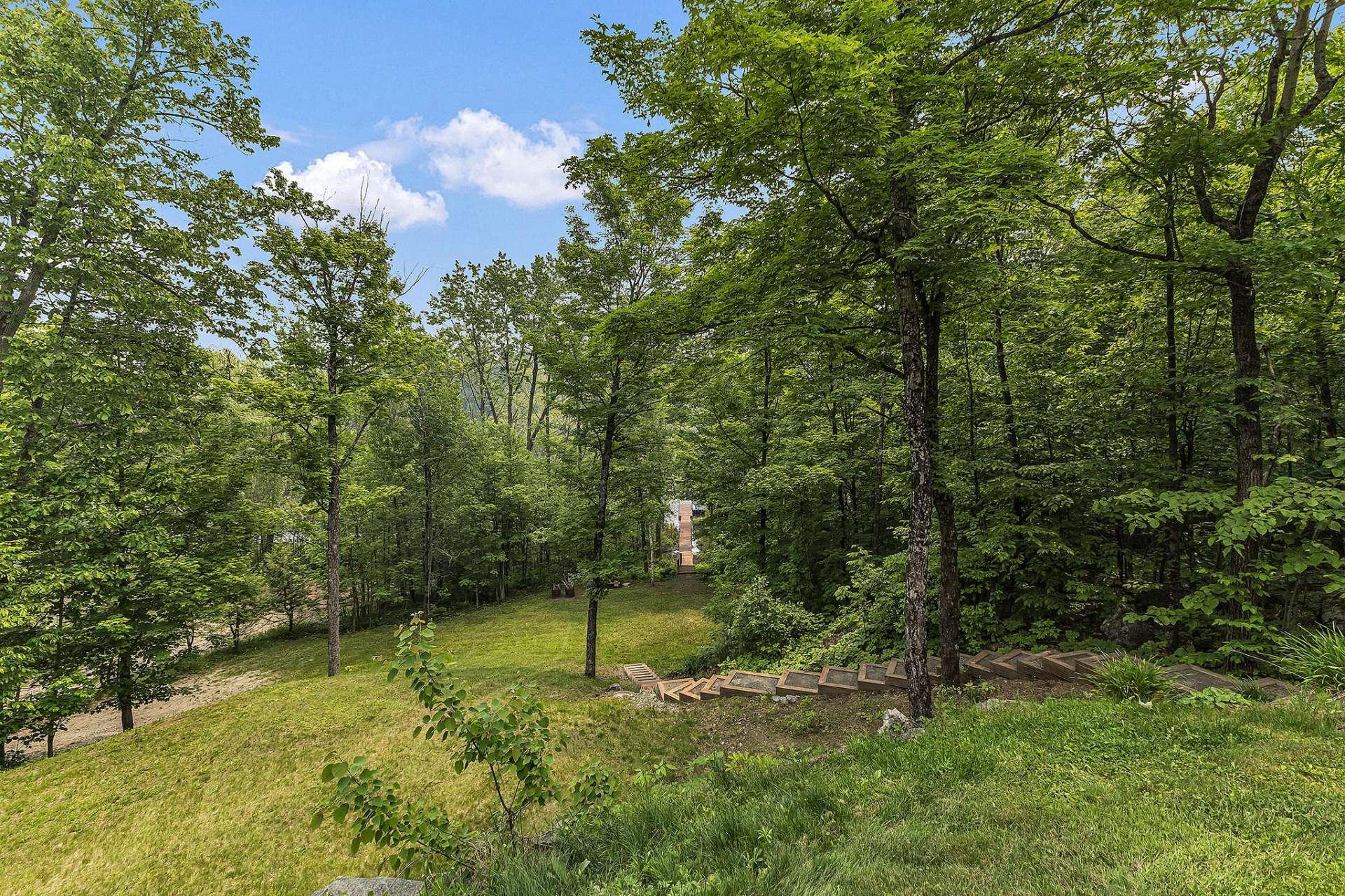 









52


Ch. Watson

,
Val-des-Monts,




QC
J8N5A9

