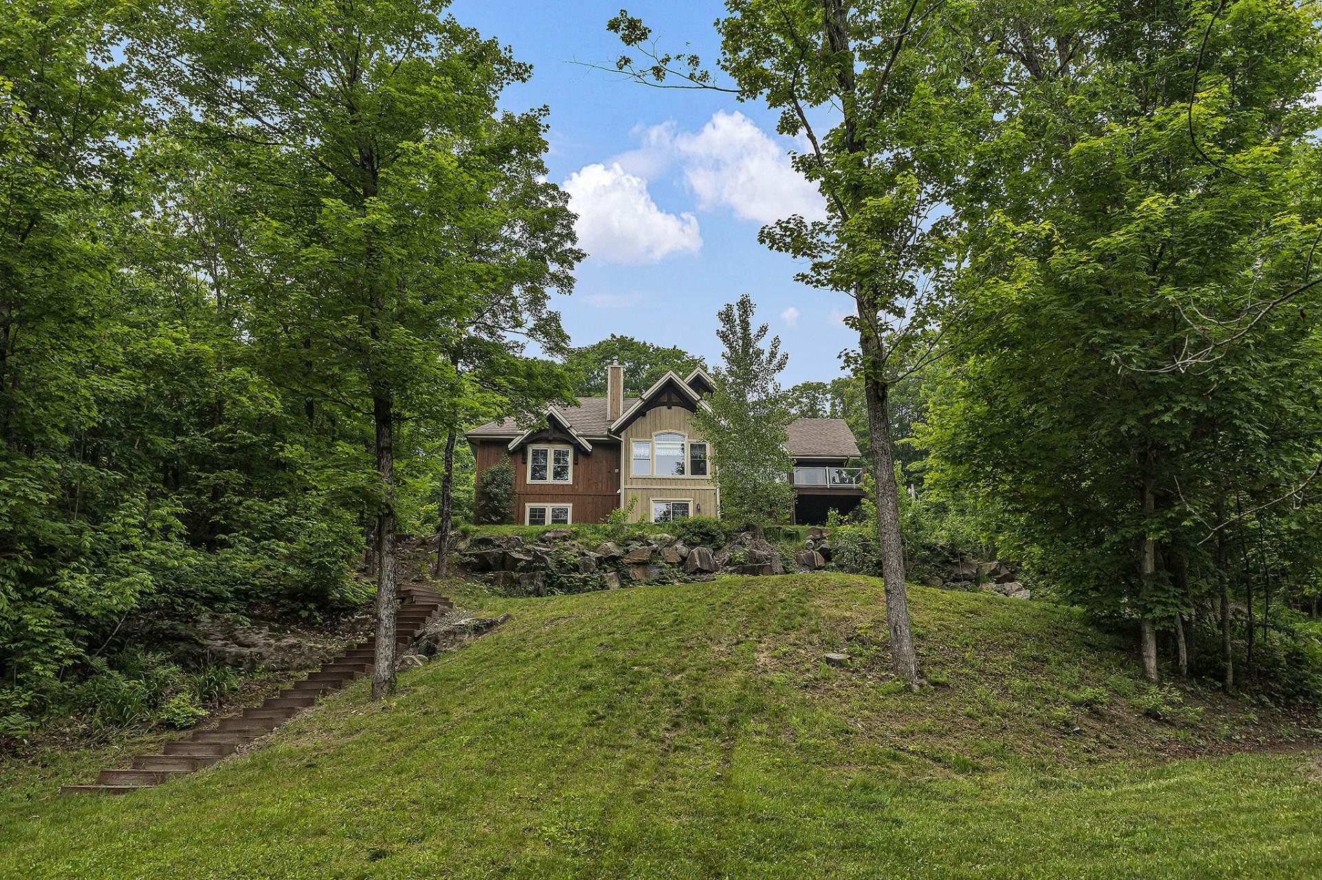 









52


Ch. Watson

,
Val-des-Monts,




QC
J8N5A9

