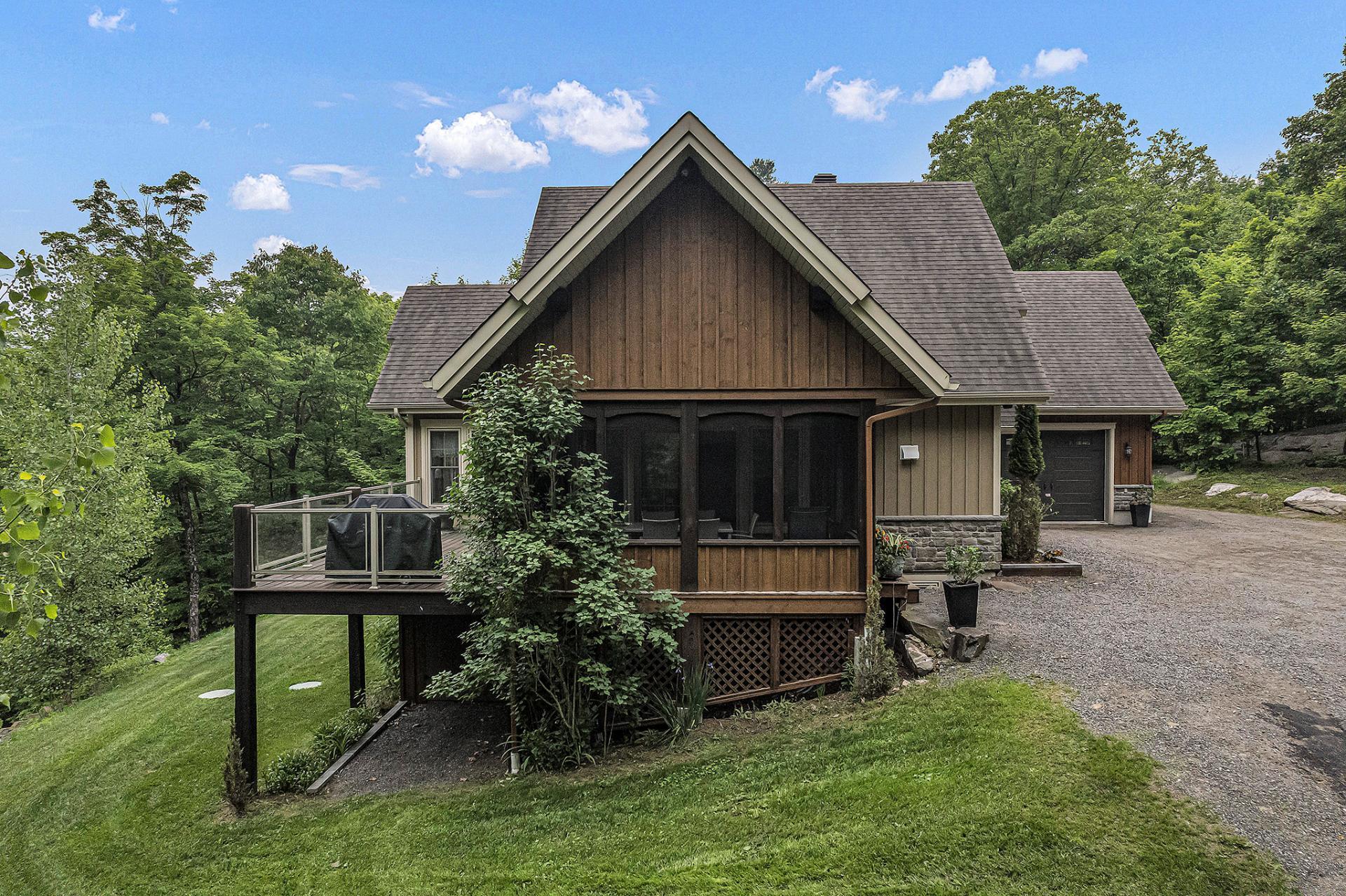 









52


Ch. Watson

,
Val-des-Monts,




QC
J8N5A9

