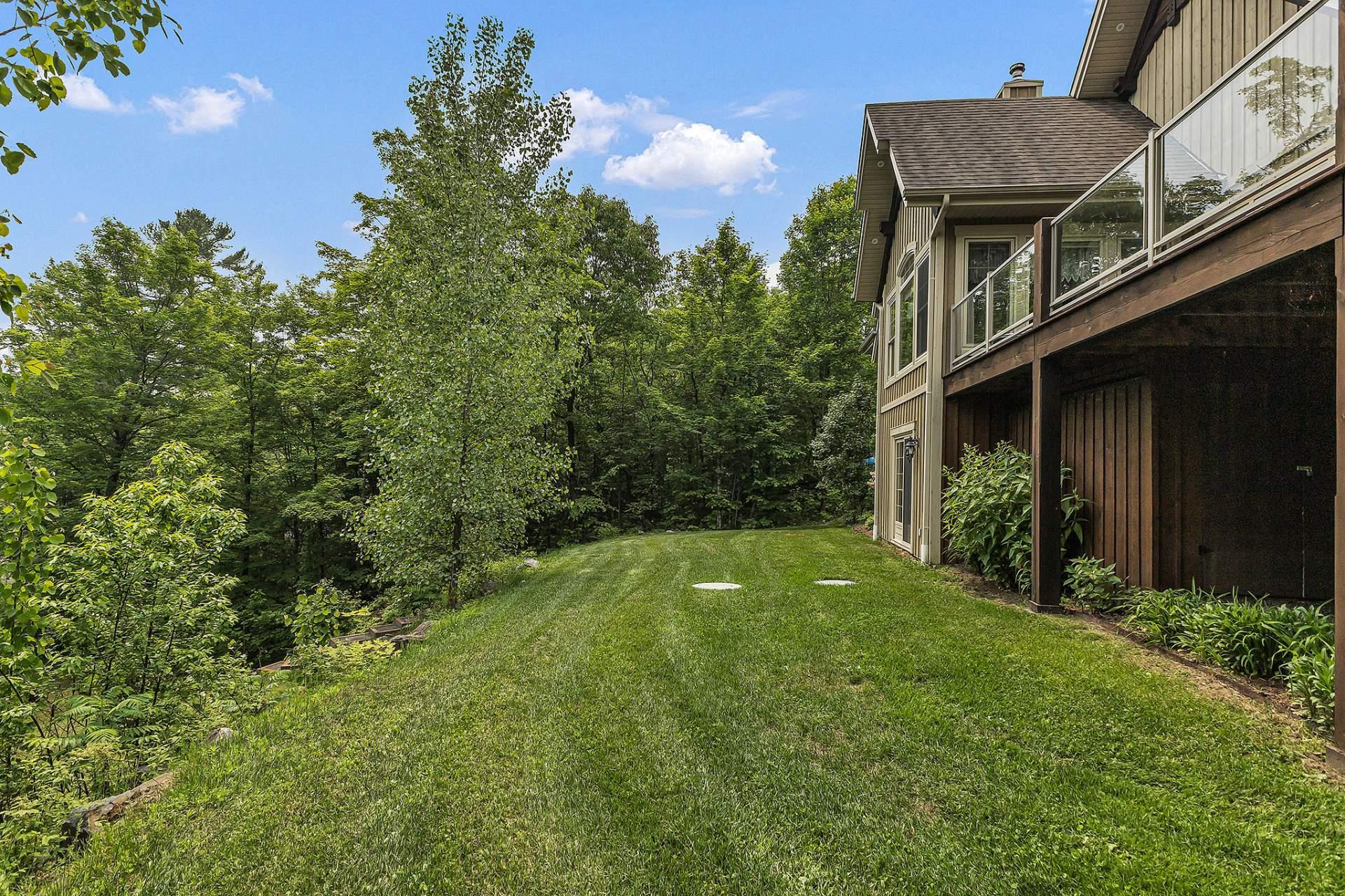 









52


Ch. Watson

,
Val-des-Monts,




QC
J8N5A9

