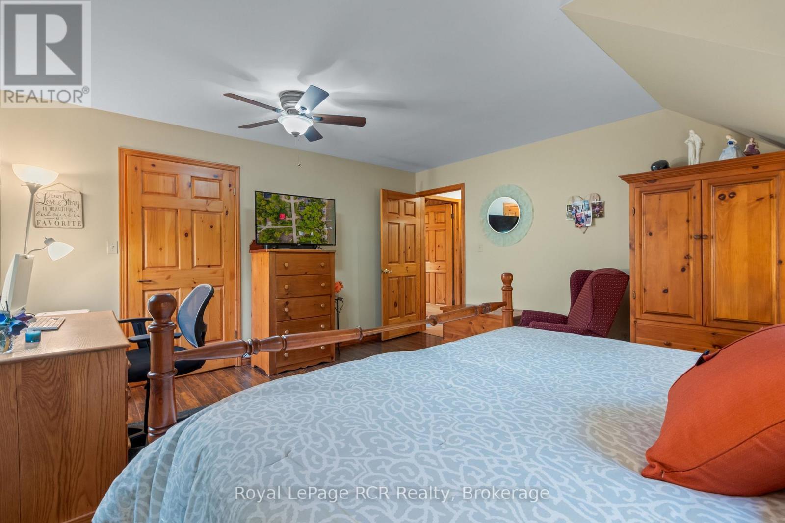 












625 MALLORY BEACH ROAD

,
South Bruce Peninsula,




Ontario
N0H2T0

