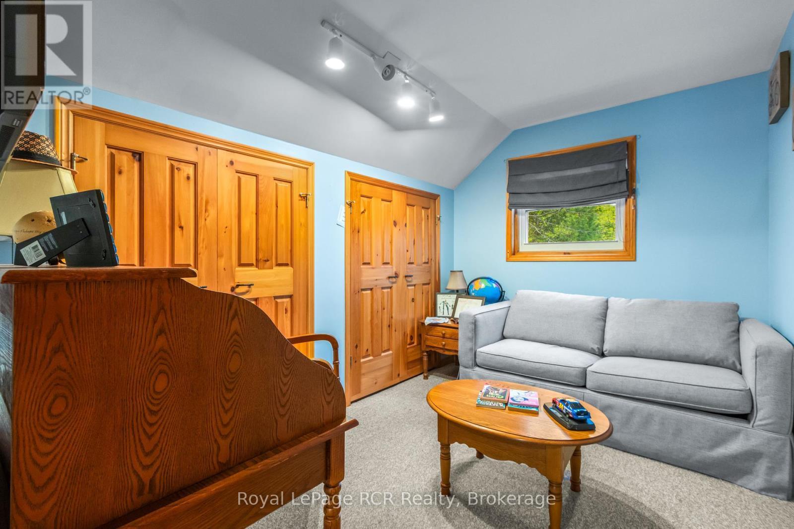 












625 MALLORY BEACH ROAD

,
South Bruce Peninsula,




Ontario
N0H2T0

