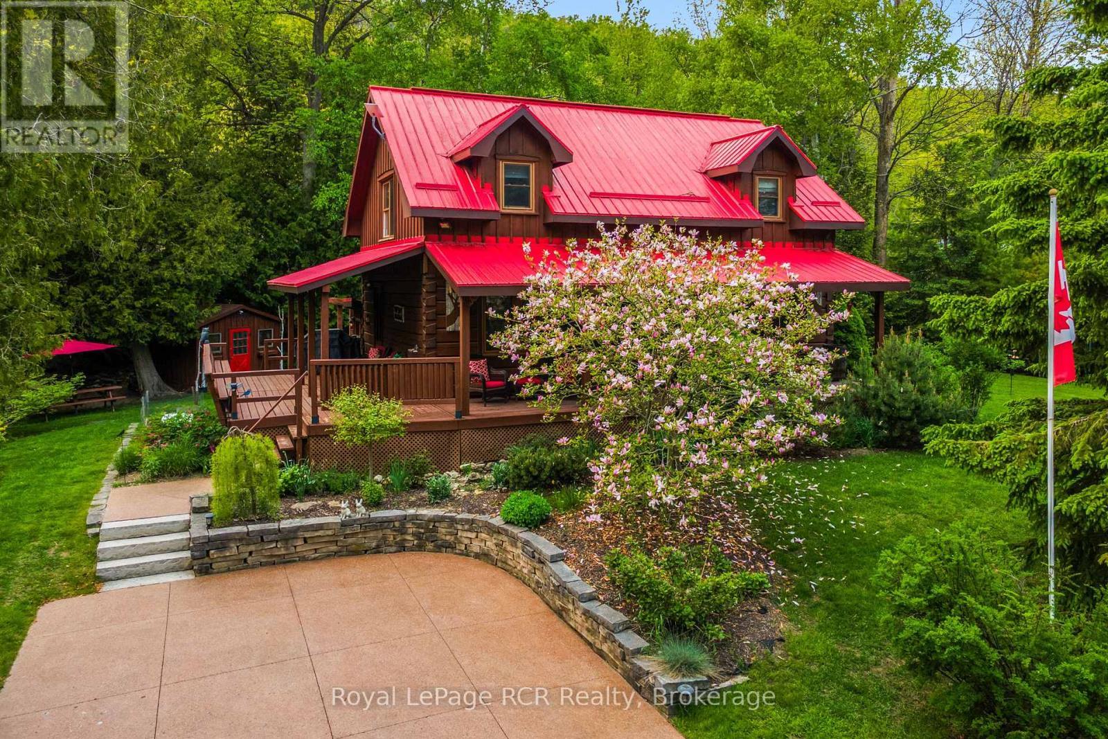 












625 MALLORY BEACH ROAD

,
South Bruce Peninsula,




Ontario
N0H2T0

