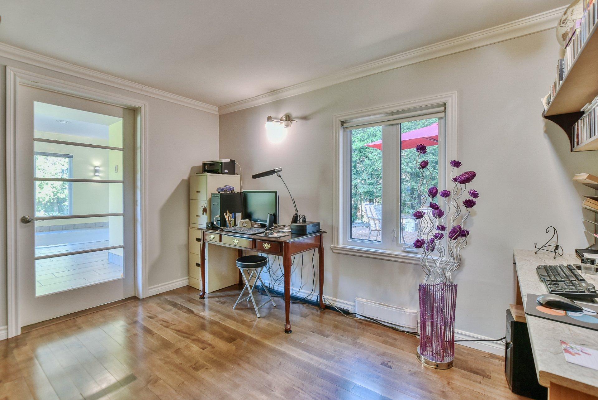 









14


Rue Duperré

,
Brownsburg-Chatham,




QC
J8G1S5

