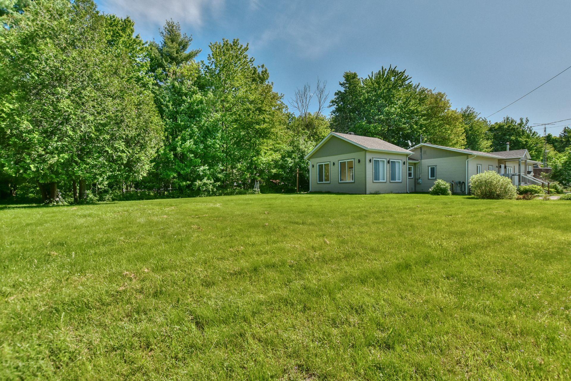 









14


Rue Duperré

,
Brownsburg-Chatham,




QC
J8G1S5

