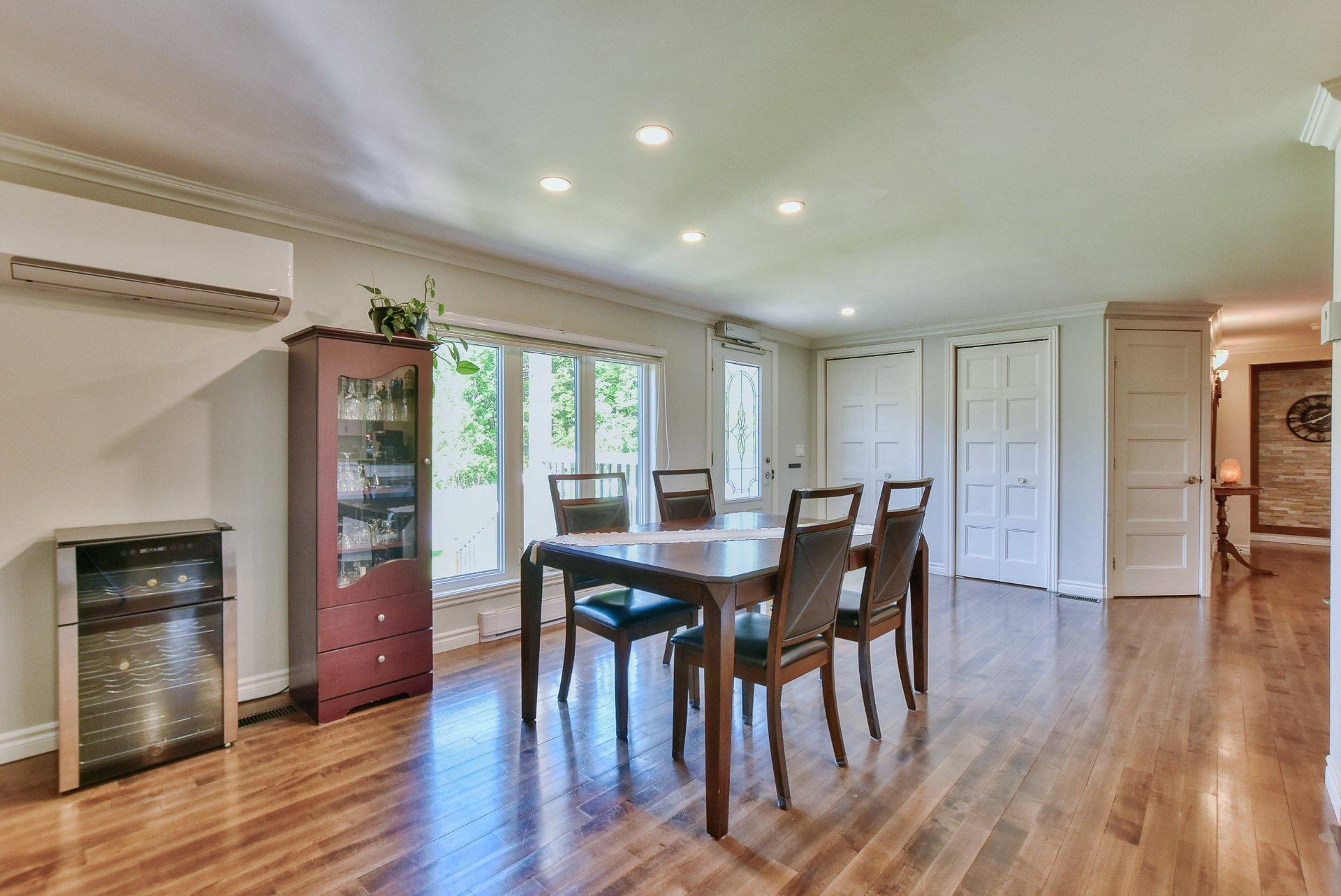 









14


Rue Duperré

,
Brownsburg-Chatham,




QC
J8G1S5

