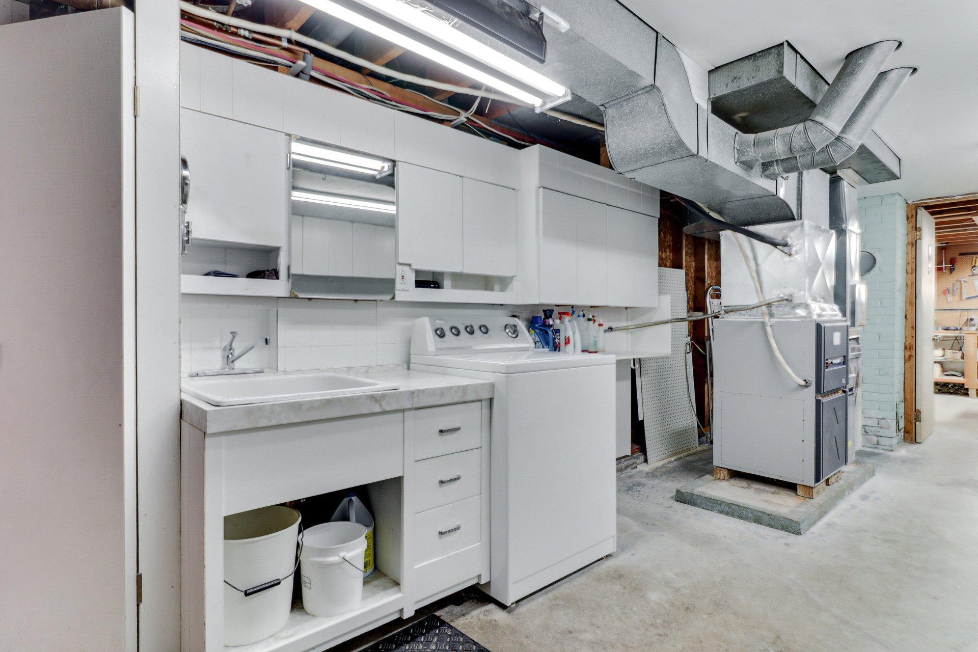 









77


Rue LaSalle

,
Repentigny (Repentigny),




QC
J6A4V4

