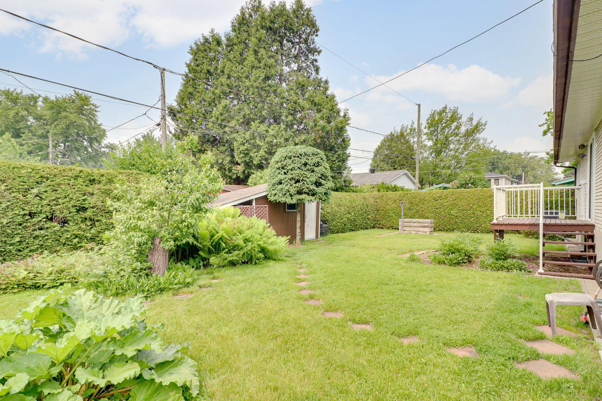 









77


Rue LaSalle

,
Repentigny (Repentigny),




QC
J6A4V4


