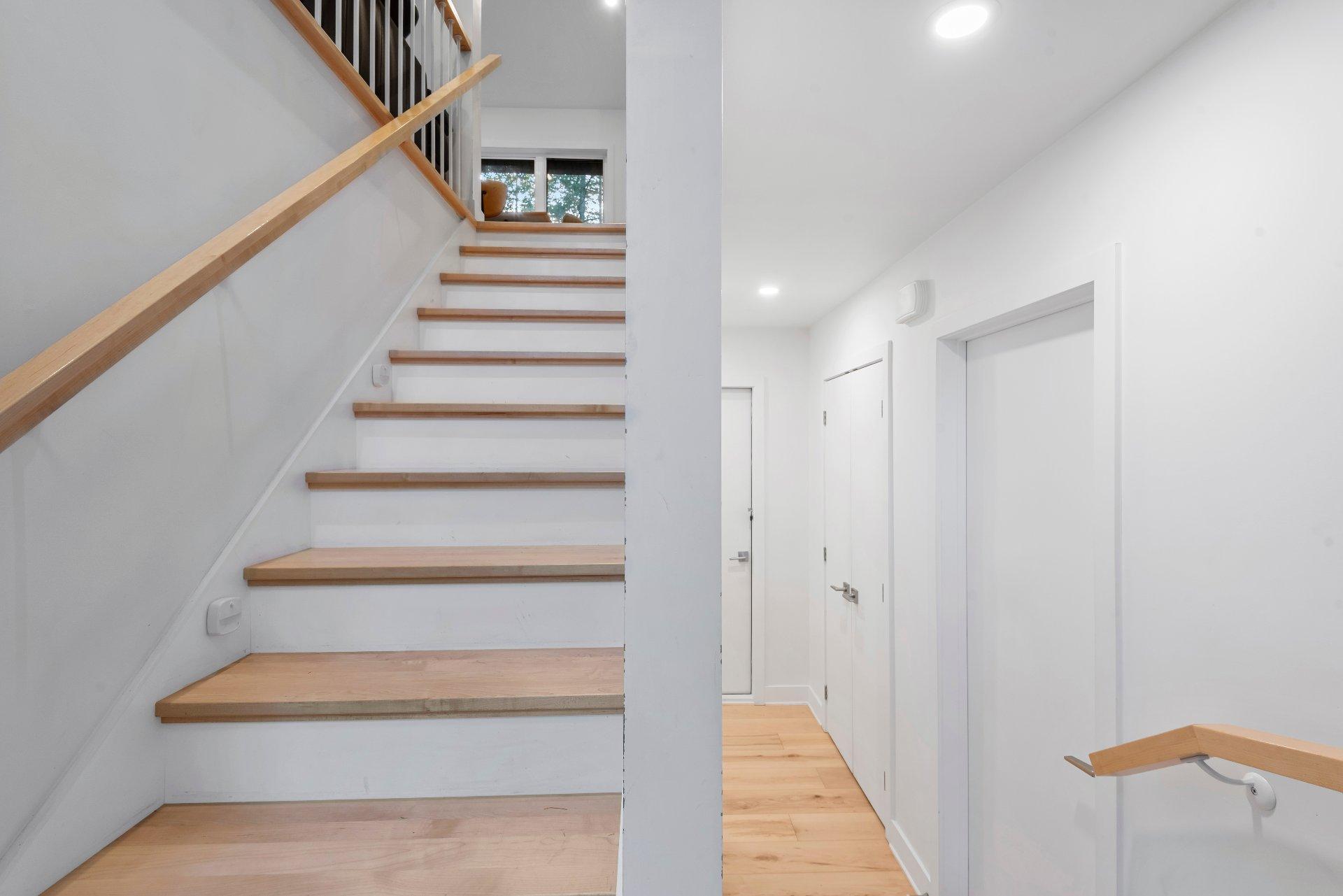 









110


Rue Préville

,
Saint-Alphonse-Rodriguez,




QC
J0K1W0

