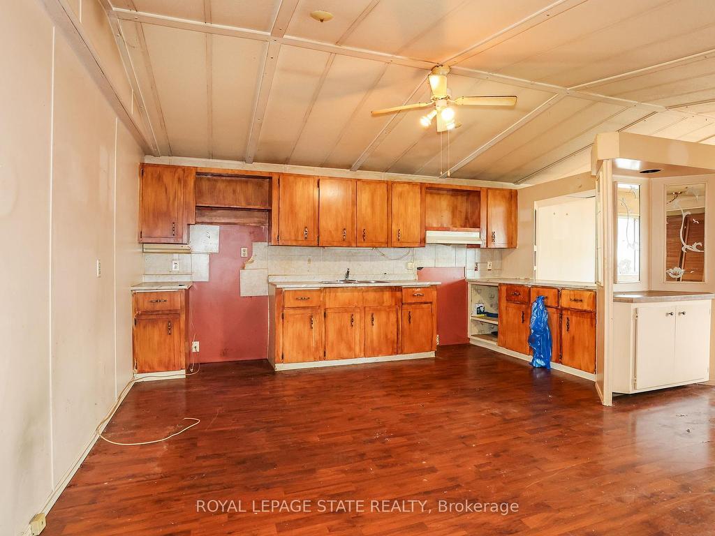 









4452


Jonathan

Lane,
Lincoln,




ON
L0R 1B1

