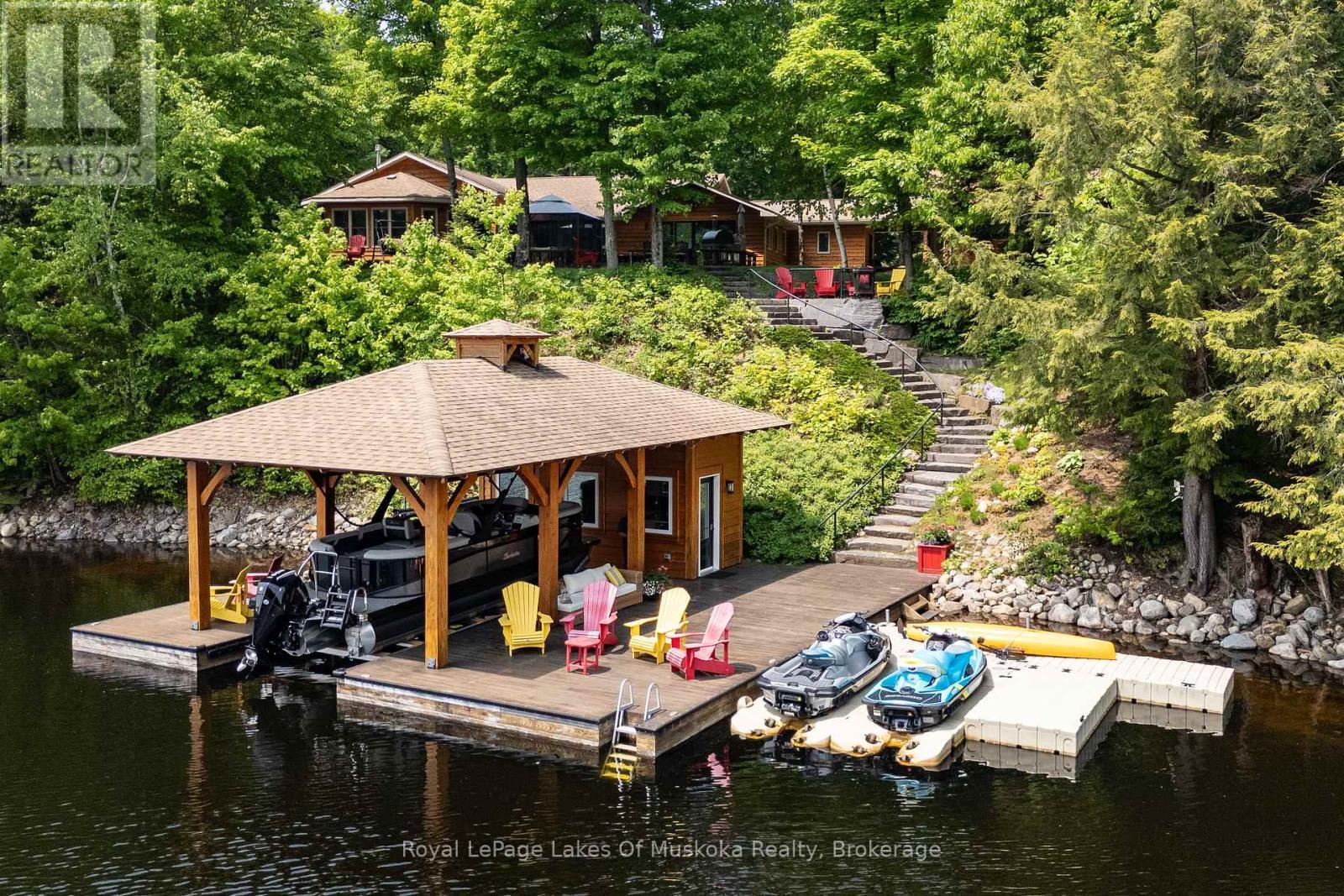 












1319 WOLF CIRCLE

,
Algonquin Highlands (Sherborne),




Ontario
P0A1E0


