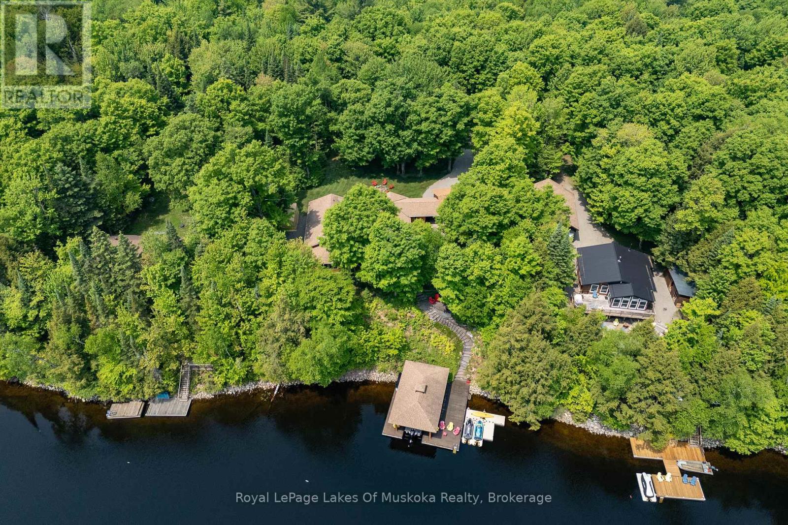 












1319 WOLF CIRCLE

,
Algonquin Highlands (Sherborne),




Ontario
P0A1E0

