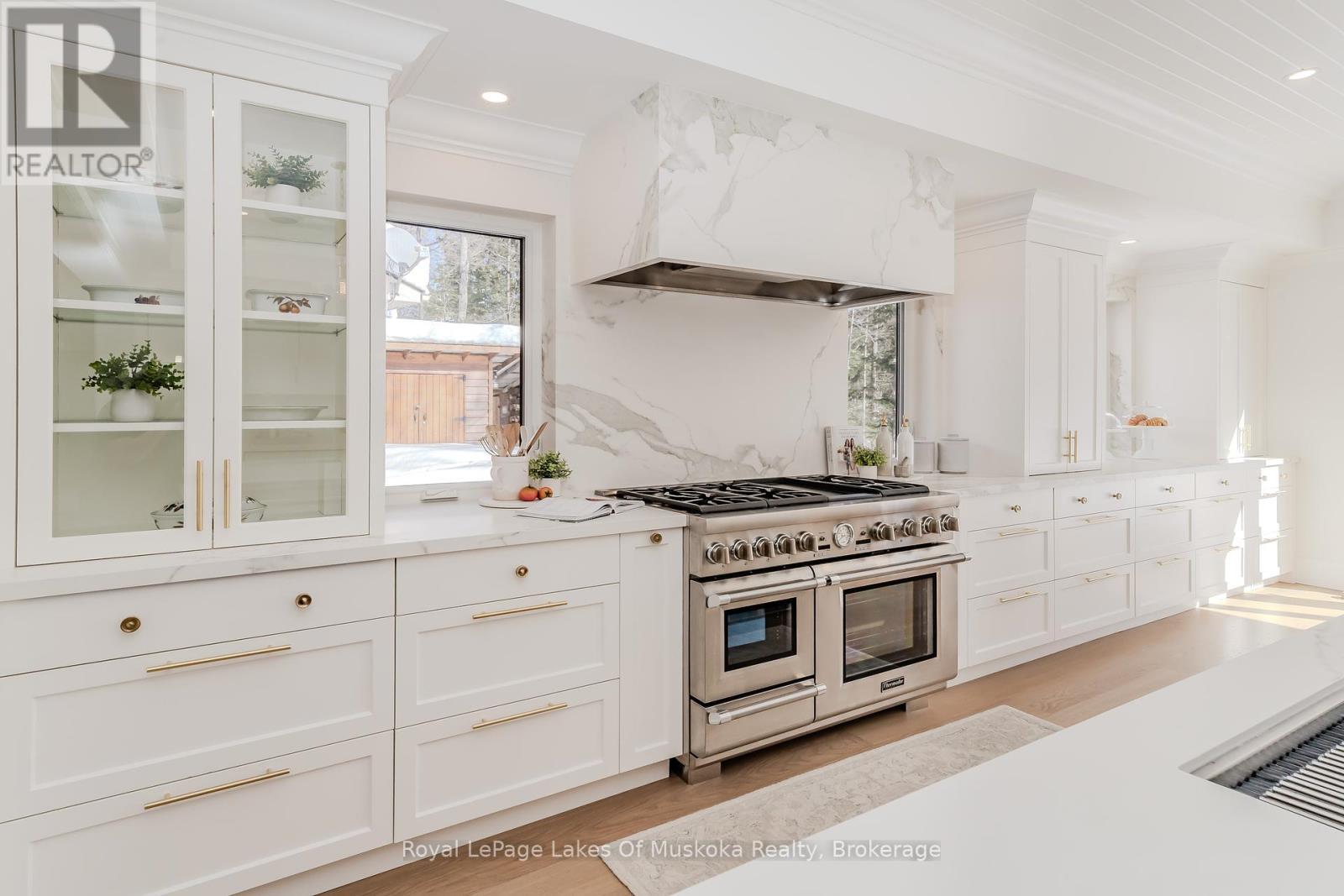 












1319 WOLF CIRCLE

,
Algonquin Highlands (Sherborne),




Ontario
P0A1E0

