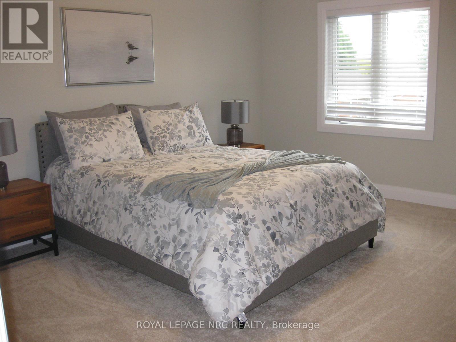 












4839 PETTIT AVENUE

,
Niagara Falls (Morrison),




Ontario
L2E0B7

