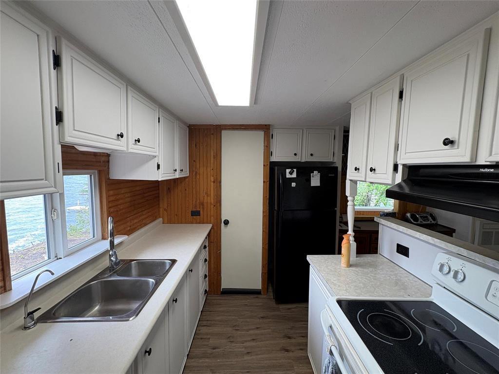 












156 Burlington Beach Road

,
Shoal Lake,




Manitoba
R0J1Z0

