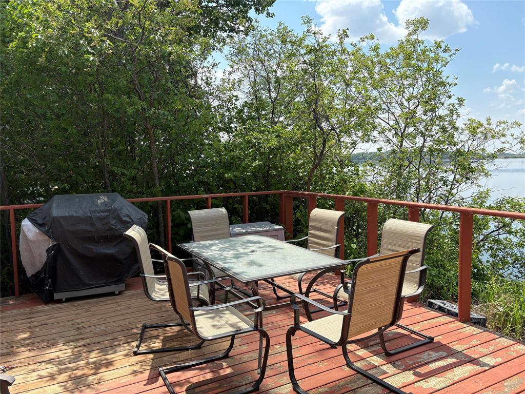 












156 Burlington Beach Road

,
Shoal Lake,




Manitoba
R0J1Z0

