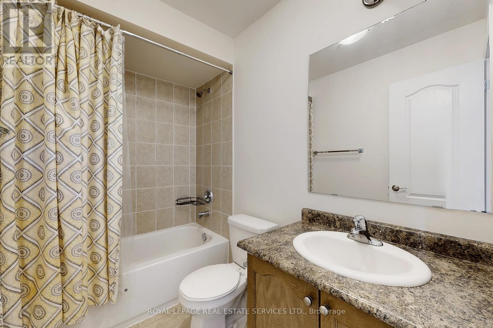 












24 ACCENT CIRCLE

,
Brampton,




Ontario
L7A0L2

