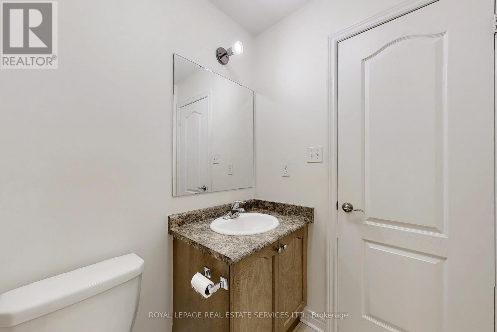 












24 ACCENT CIRCLE

,
Brampton,




Ontario
L7A0L2

