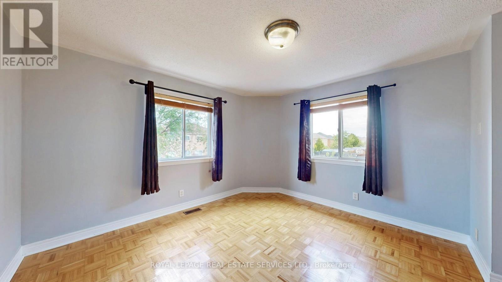 












3975 MANATEE WAY

,
Mississauga,




Ontario
L5M6P6

