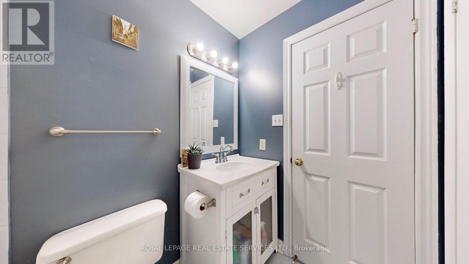 












3975 MANATEE WAY

,
Mississauga,




Ontario
L5M6P6

