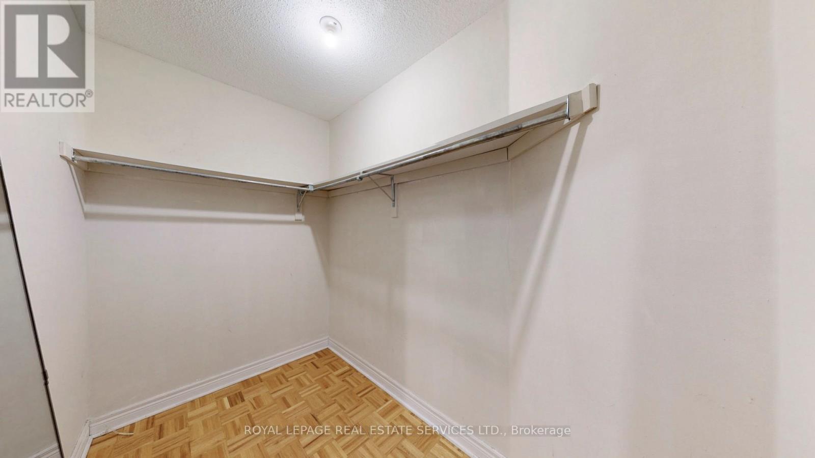












3975 MANATEE WAY

,
Mississauga,




Ontario
L5M6P6


