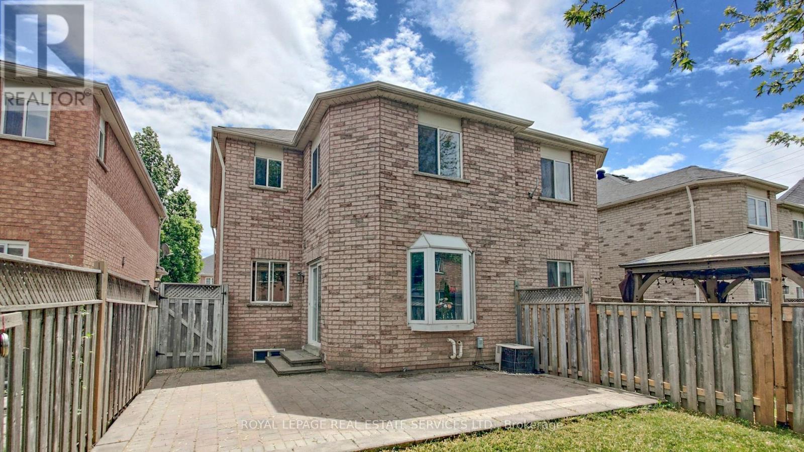 












3975 MANATEE WAY

,
Mississauga,




Ontario
L5M6P6

