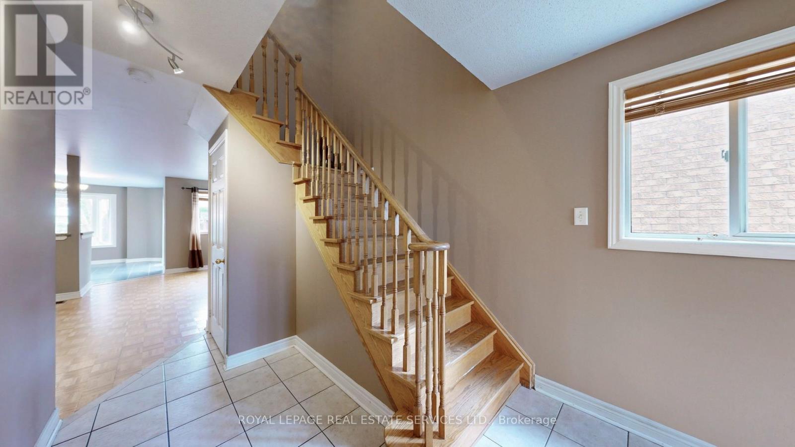 












3975 MANATEE WAY

,
Mississauga,




Ontario
L5M6P6

