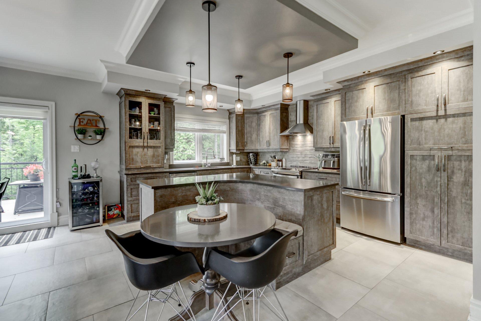 









136Z

 - 136AZ


Rue des Marguerites

,
Saint-Colomban,




QC
J5K1Z4

