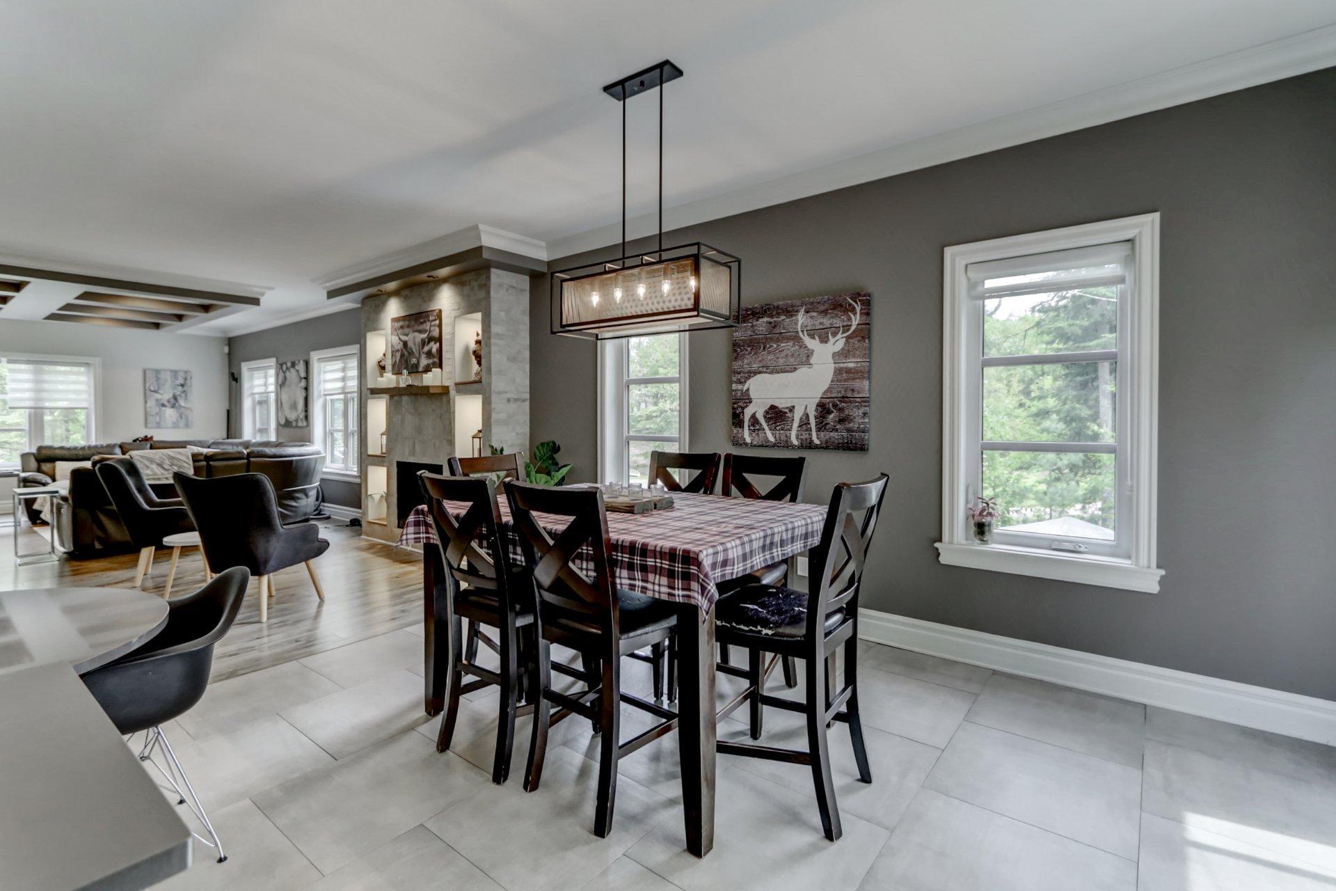 









136Z

 - 136AZ


Rue des Marguerites

,
Saint-Colomban,




QC
J5K1Z4

