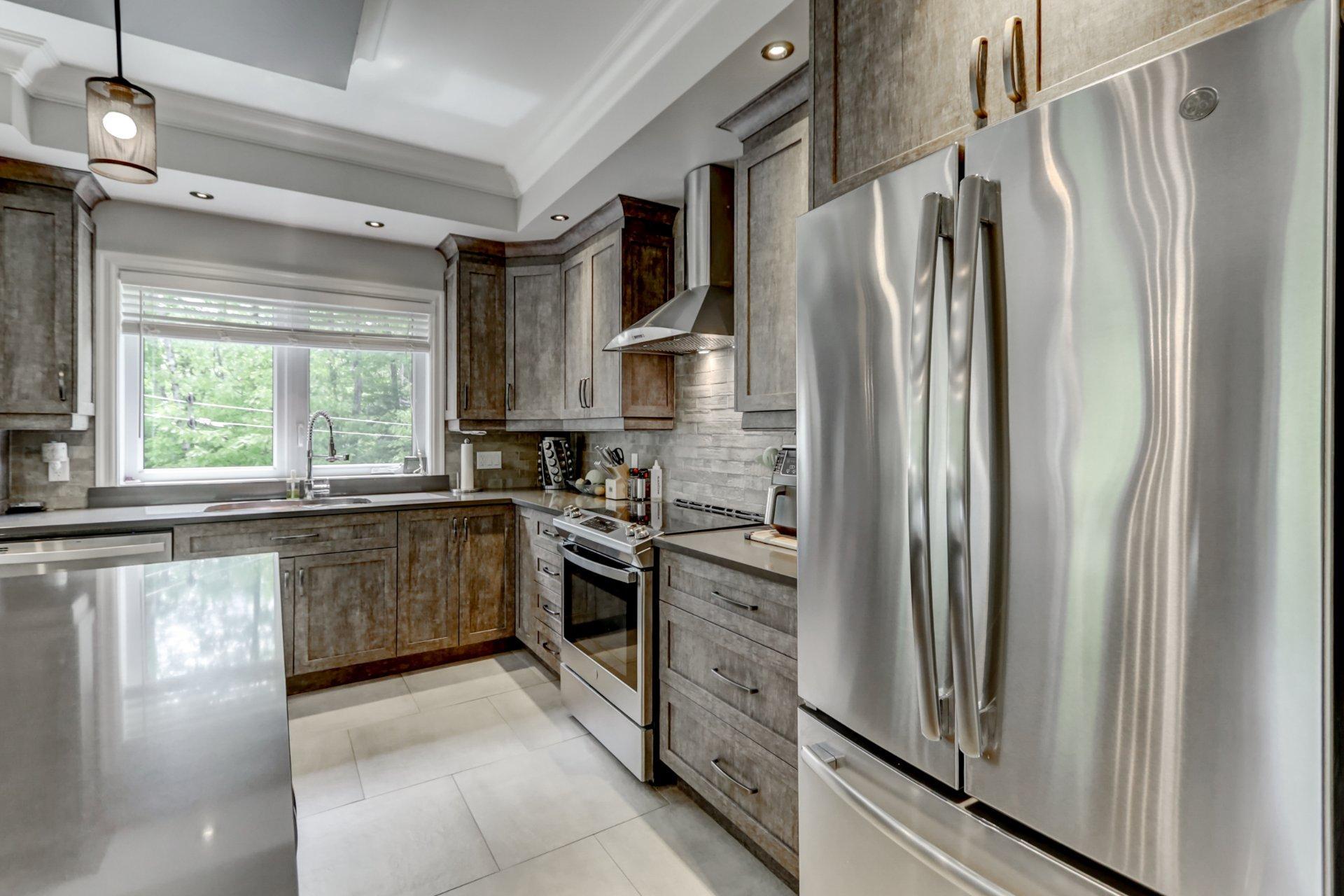









136Z

 - 136AZ


Rue des Marguerites

,
Saint-Colomban,




QC
J5K1Z4


