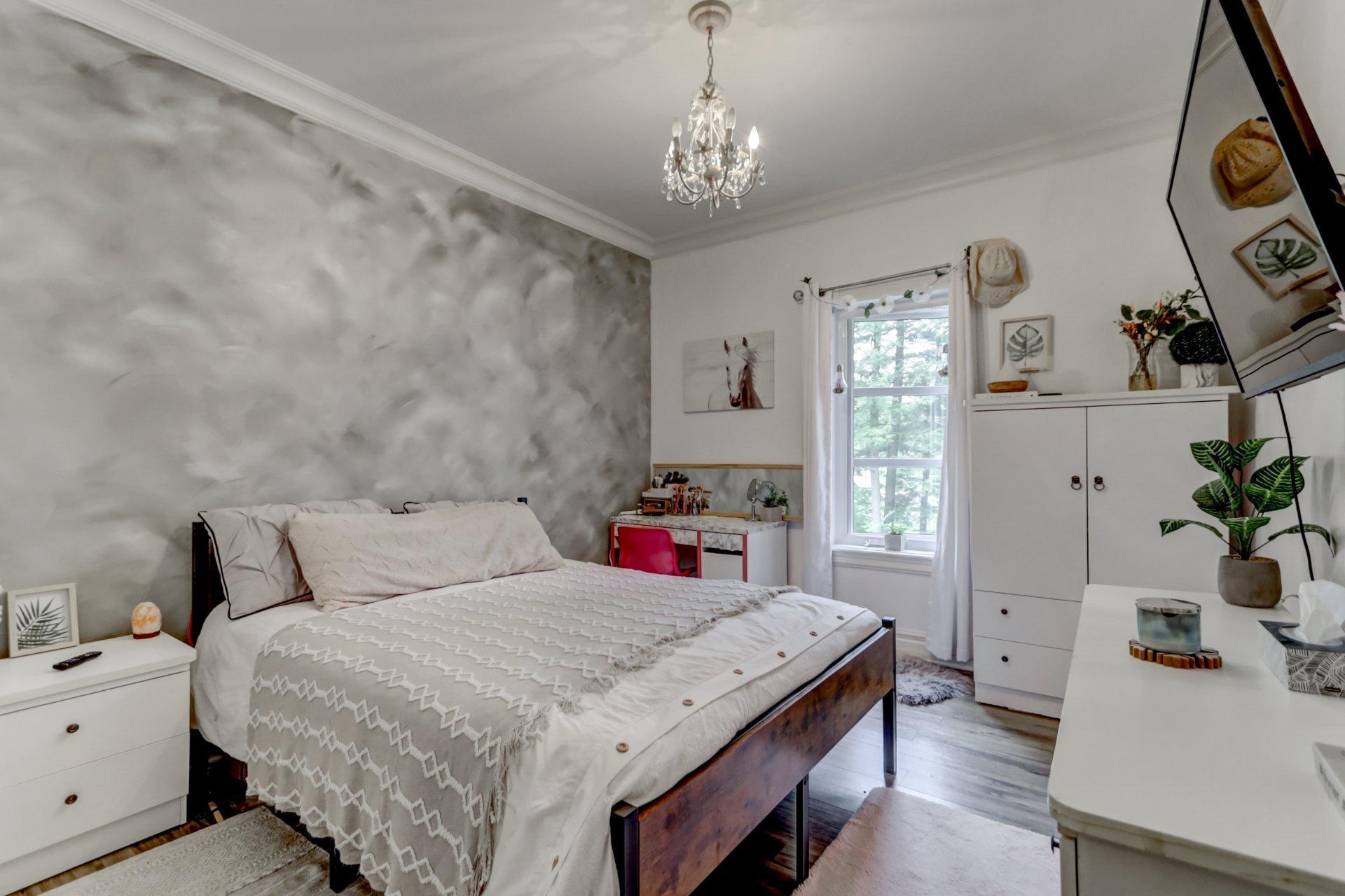 









136Z

 - 136AZ


Rue des Marguerites

,
Saint-Colomban,




QC
J5K1Z4

