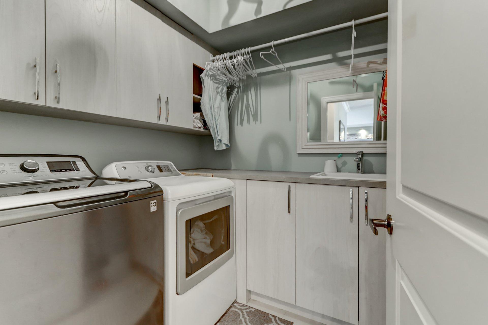 









136Z

 - 136AZ


Rue des Marguerites

,
Saint-Colomban,




QC
J5K1Z4

