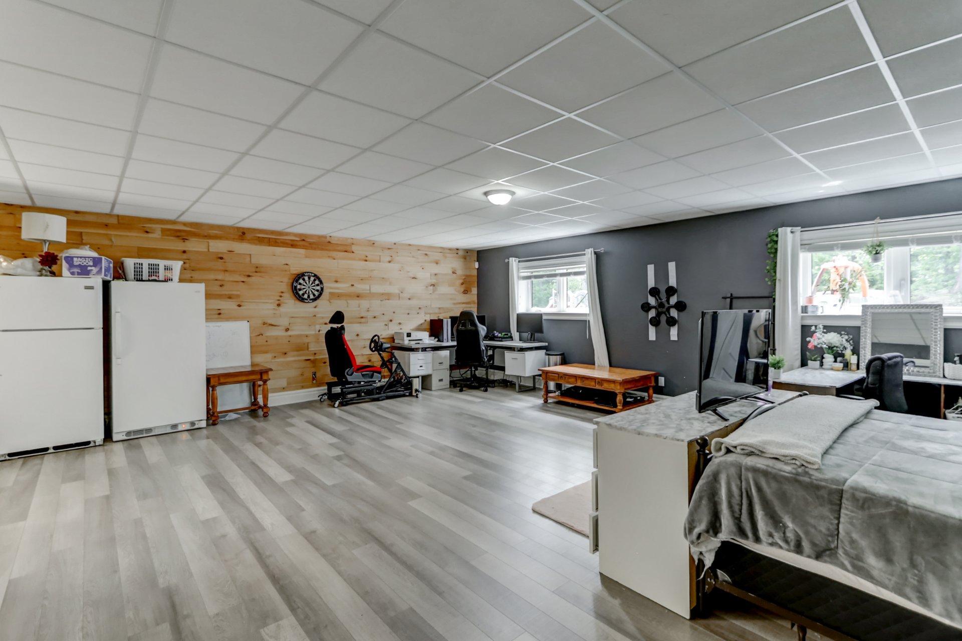 









136Z

 - 136AZ


Rue des Marguerites

,
Saint-Colomban,




QC
J5K1Z4

