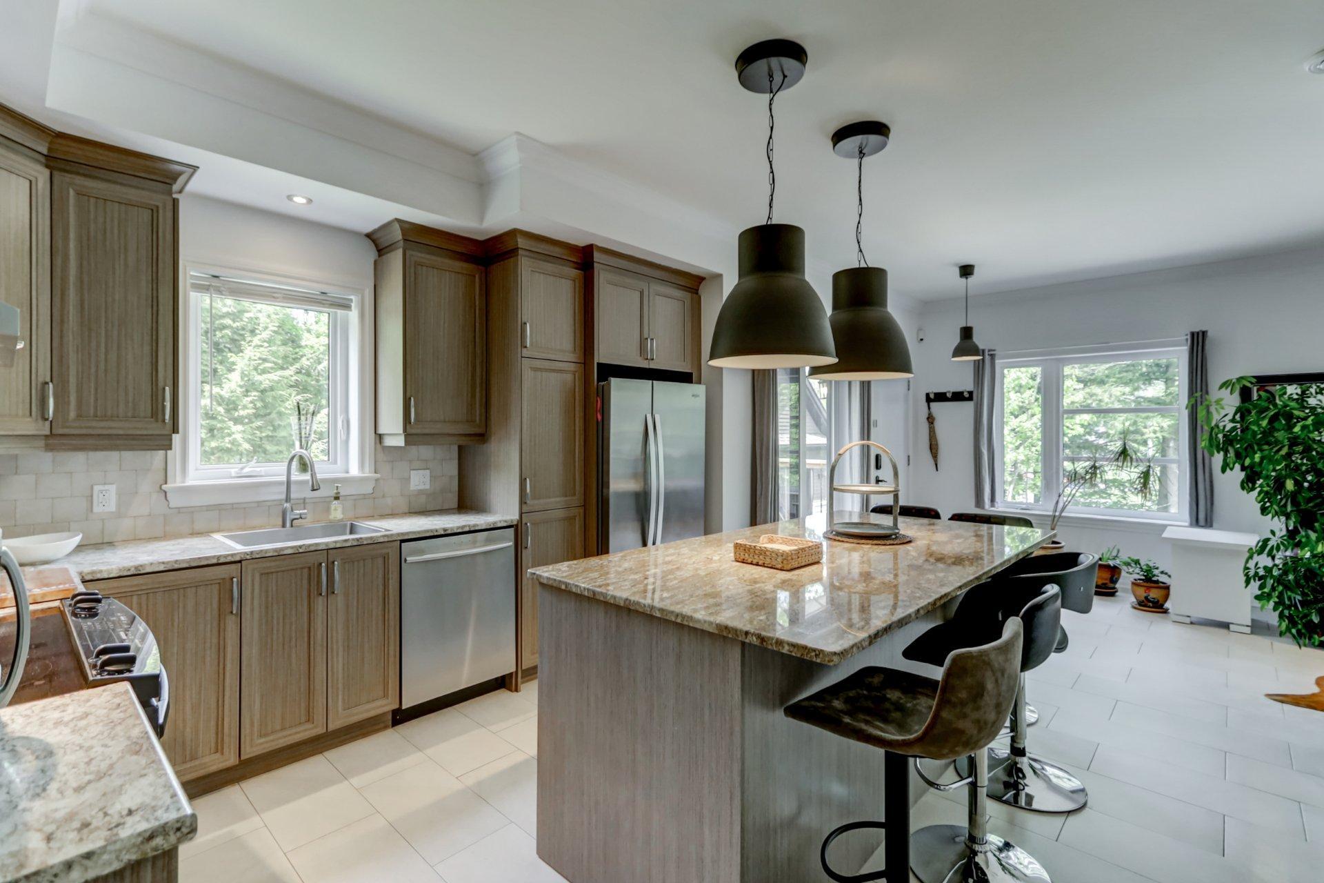 









136Z

 - 136AZ


Rue des Marguerites

,
Saint-Colomban,




QC
J5K1Z4

