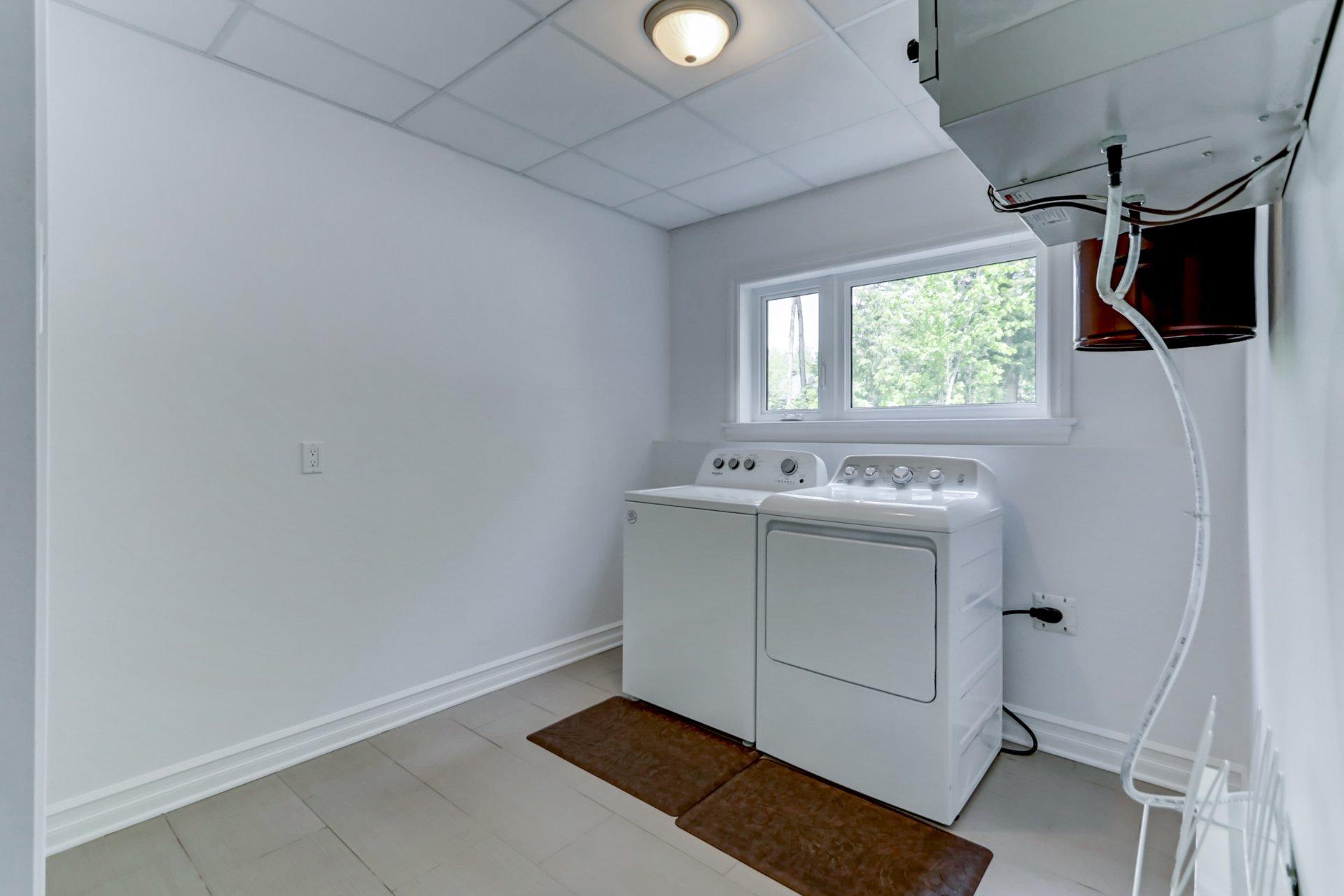 









136Z

 - 136AZ


Rue des Marguerites

,
Saint-Colomban,




QC
J5K1Z4


