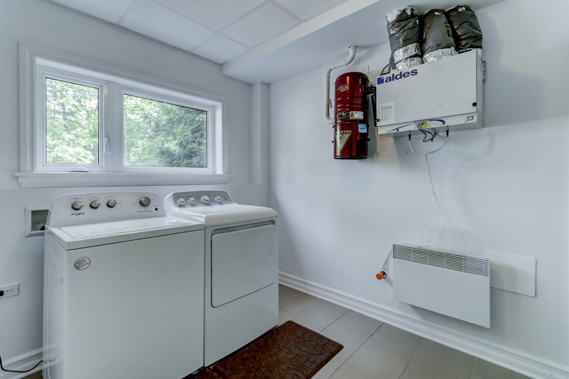 









136Z

 - 136AZ


Rue des Marguerites

,
Saint-Colomban,




QC
J5K1Z4

