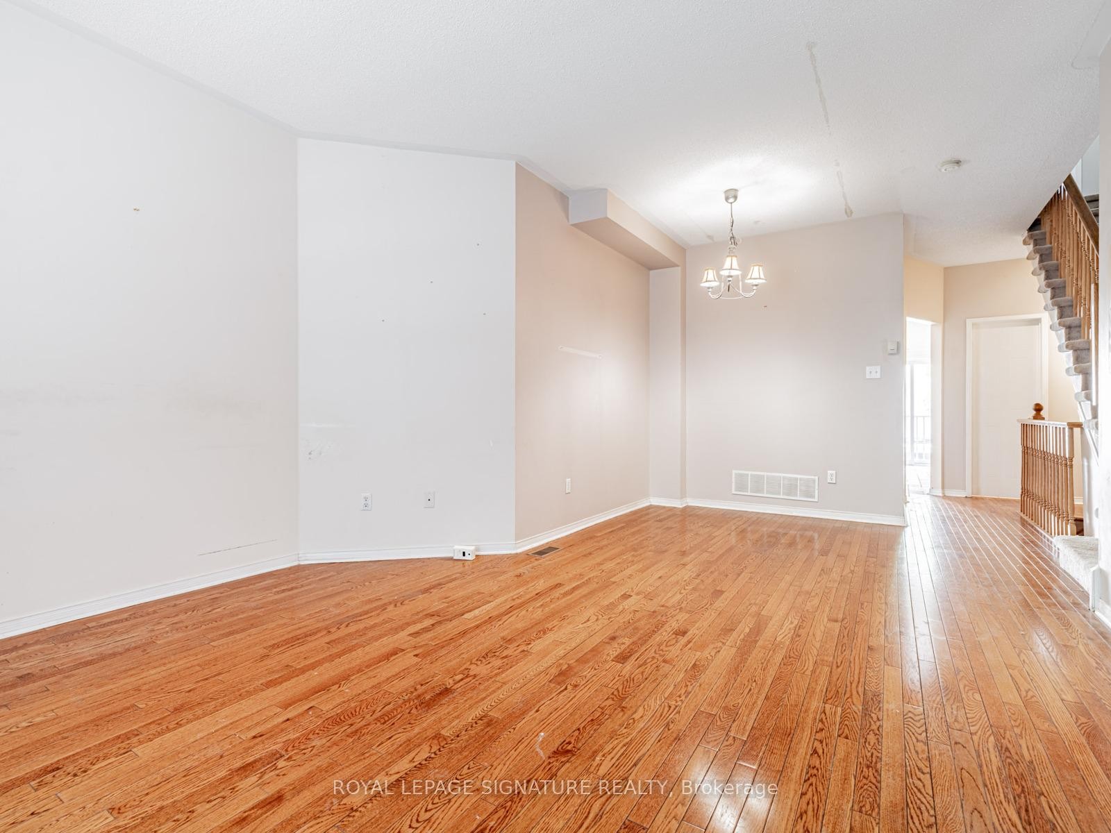 









23


Observatory

Lane, 100,
Richmond Hill,




ON
L4C 0M7

